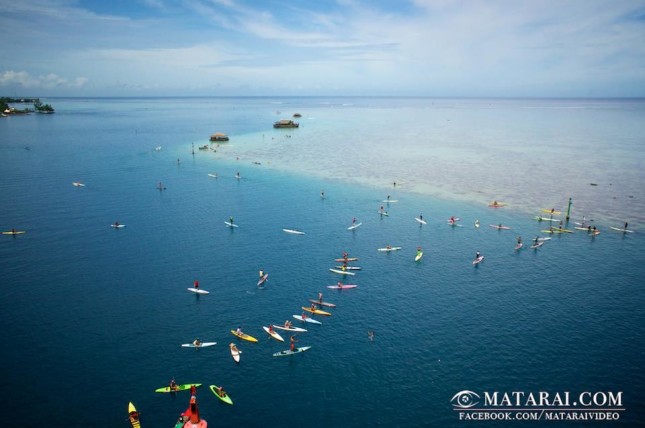 SUP Racing in Tahiti - Taaroa Race