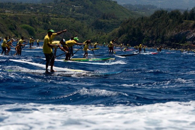 OluKai Stand Up Paddle race