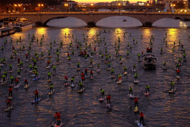 Stand Up Paddle race in Paris