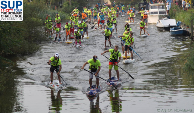 SUP 11 City Tour stand up paddle race