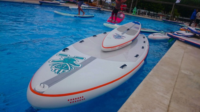 Starboard STARSHIP inflatable stand up paddle board