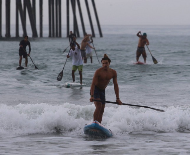 Giorgio Gomez stand up paddling