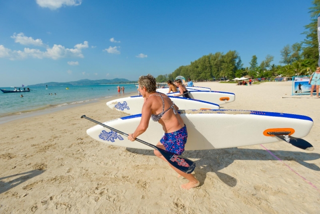 inflatable stand up paddle race