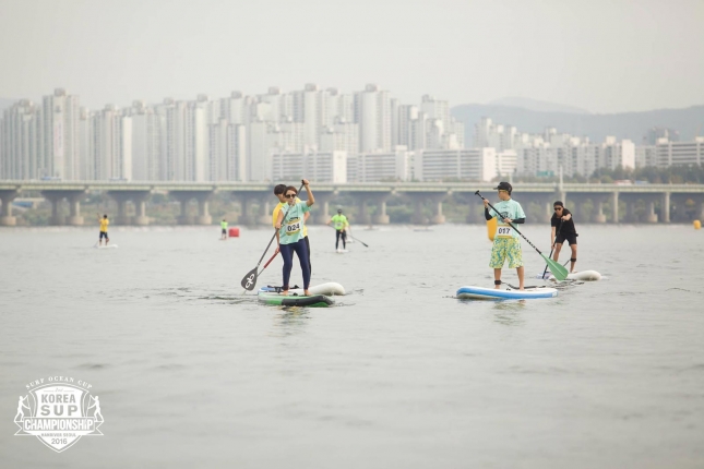 korea-stand-up-paddleboard-race